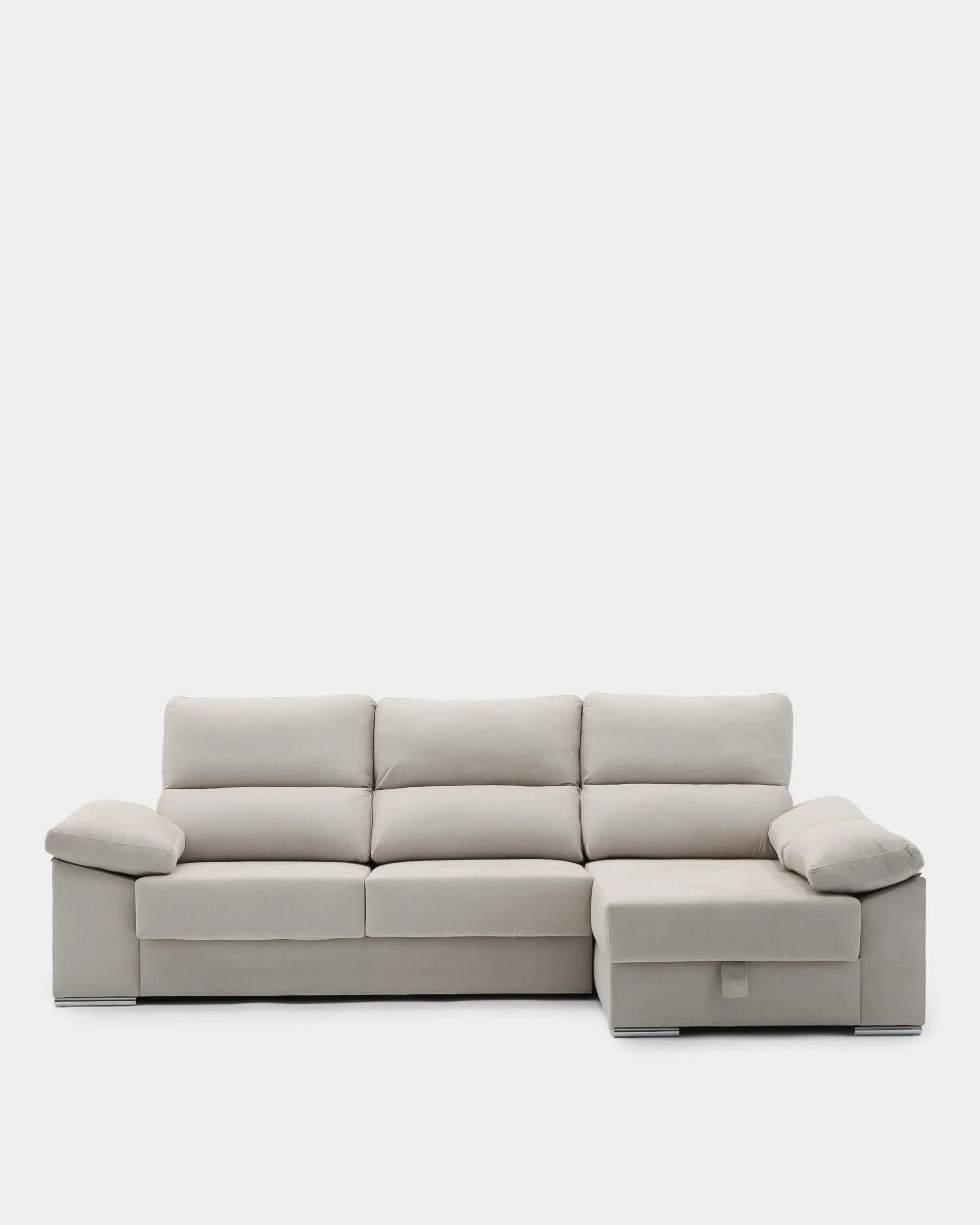 Chaiselongue Porto by Confort Liquidación, featuring a modern design with plush cushions and a sleek frame.