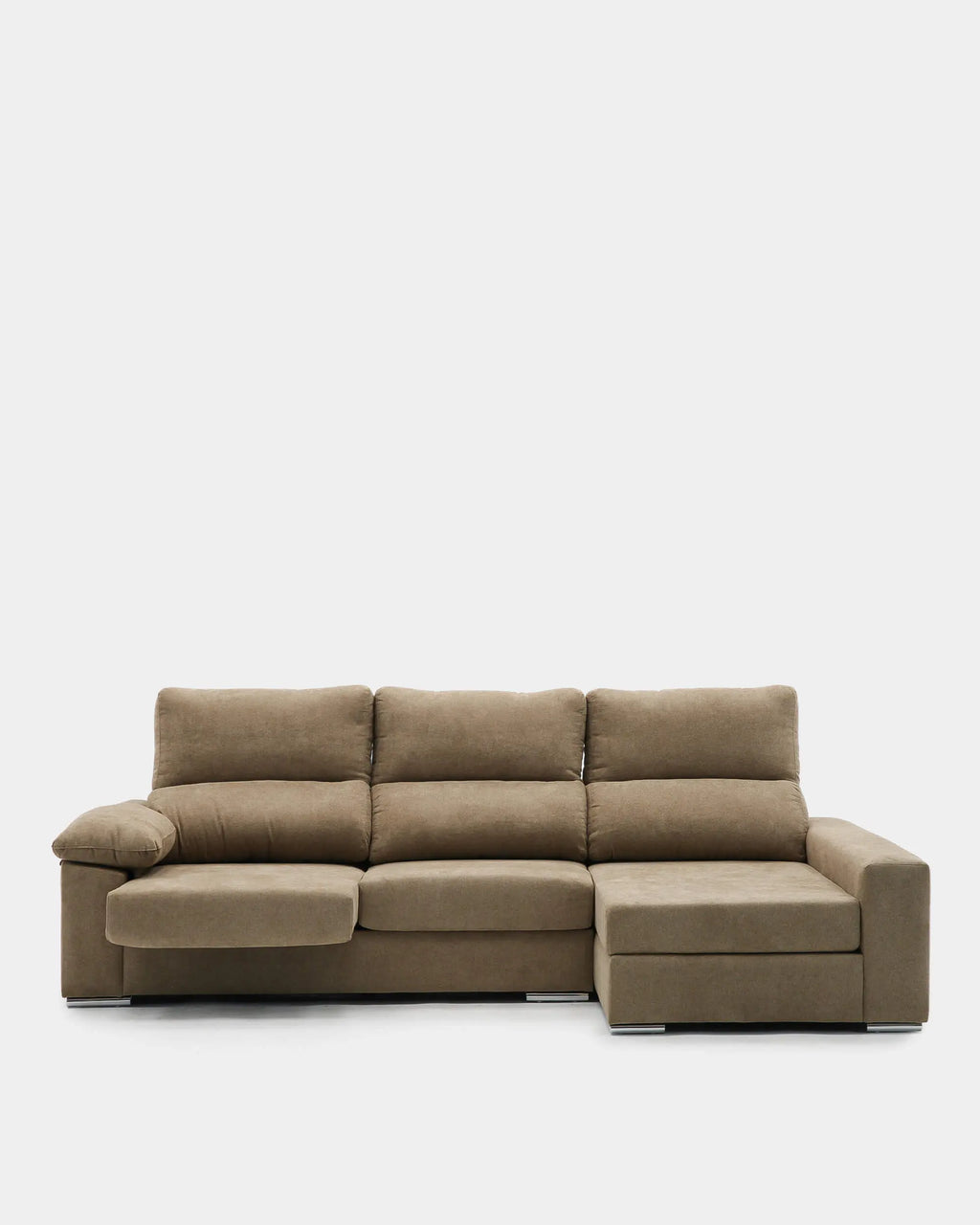 Chaiselongue Lisboa by Confort Liquidación featuring a modern design and plush upholstery in a cozy living room setting.