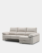 Chaiselongue Porto by Confort Liquidación featuring a modern design and plush cushions for comfortable lounging.